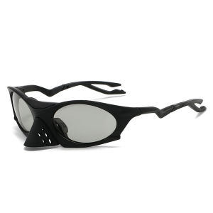Trendy Wrap-around Polarized Cycling Sport Sunglasses Outdoor UV400 Photochromic Sports Goggles for Men & Women Cycling Glasses