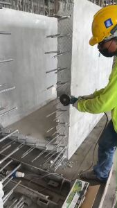 ใบตัดเหล็ก 4 นิ้ว ลูกหมูตัดเหล็ก แบรนด์ Alpha Brand  107x1.2x16mm.(ALPHA0310) ขายยกแพ็ค  1 แพ็คมี 25 ใบ