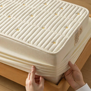 Antibacterial Cotton Quilted Slip-Proof Bed Cover