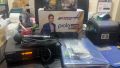 Megapro Plus Piolo SD 32GB SD Card Karaoke Player / with up to 21,000 songs, MTVs, Songbook with Free Wired Microphone / Karaoke Player / Megapro Plus. 