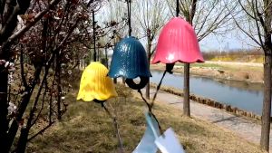 Blue Sakura Japanese Style Cast Iron Wind Bell Homestay Metal Vintage And Scenic Area Balcony Outdoor Courtyard Wholesale Hanging Bell Home Pendants Metal Bells Wind Chime Feng Shui Home Garden Hanging Pavilion Decorative wind chimes