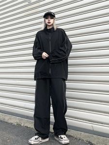 ฤดูใบไม้ผลิ ฤดูใบไม้ร่วง ชุดกีฬาสไตล์ฮาราจูกุ หลวม ลำลอง ทูพีซแบบบาง ชุดสูท ผู้ชาย ทันสมัย ชุดนักเรียน โพลีเอสเตอร์ ไฟเบอร์