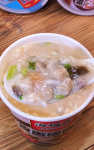 排骨菌菇粥 / 家常海鲜粥 38g - 海福盛 Pork Rib & Mushroom Porridge/Seafood Porridge - HFC Instant Porridge 即食粥 早餐代餐 营养粥 免煮冲泡 Congee / Breakfast