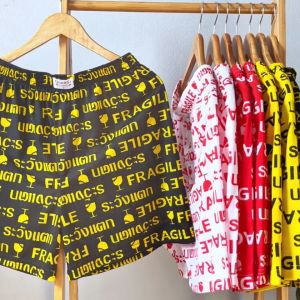 100Salueng กางเกงบ๊อกเซอร์ผ้ายืดนิ่ม ลาย ระวังแตก มี 4 สี รอบเอว 26-60 นิ้ว ใส้ได้ทุกเพศ ทุกวัย