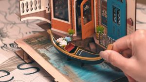 Robotime Rolife Romantic Venice DIY Book Nook Shelf Insert Puzzles (TGB08)