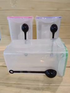 Click 4Liters with Long Scooper: A Durable Kitchen Accessory