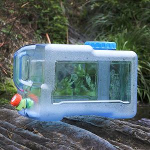 Outdoor Square Pure Water Bucket with Tap Food Grade PC Plastic for Car And Home Use Tea Ceremony Water Storage Tank