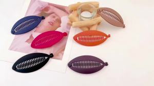 Matte Fish Shape Hair Claw Clips Ponytail Holder Hair Jewelry Twist Banana Barrettes Hairpins Hair Accessories For Women Clamp