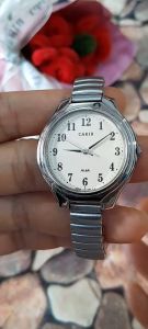 Đồng hồ nữ CARIB dây chun second hand si nhật- đã qua sử dụng