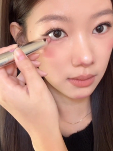 Pen-Shape Blush Cream Expanding Color Cheek Highlighter Shrinking Pen Sun-Kissed Multi-Use Clay Beauty Makeup Tool