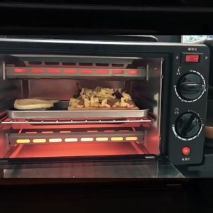 *MALAYSIA READY STOCK* Breakfast Machine Household Black Multi-Functional Breakfast Maker 3 in 1 Breakfast Machine Oven Tray Coffee Maker. Glass Cover Included! (12 Liters) 电烤面包机家用煎蛋多功能早餐机三合一吐司机全自动小多士炉烤箱