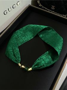 Magnetic Buckle Necklace Scarf Womens Summer Short Pearl Necklace Easiest for Match Fancy Scarf Neck Protection Decorative Matching Shirt