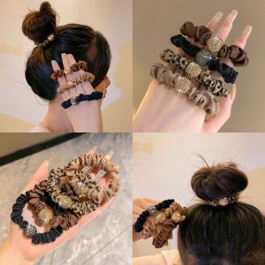 Retro Rhinestone Hair Ties Womens Stylish Hair Bands Spring Summer Hair Bands High Aesthetic Value Hair Accessories