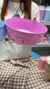 ขันอาบน้ำ ขันน้ำพลาสติก 20 ซม ลาย KD สีสันน่ารัก ลายน่ารัก สำหรับ ใช้อาบน้ำ BS20