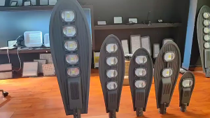 220V ELECTRIC Flood Light Led Outdoor Street Lamp Waterproof IP65 Spotlight Cobra Type Energy Saving