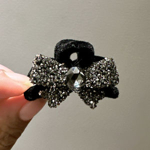 กิ๊บติดผมกํามะหยี่ผีเสื้อสําหรับผู้หญิงกิ๊บหน้าผากขนาดเล็ก Bun เจ้าหญิงหัวควบคุมรังแคสไตล์ญี่ปุ่นและเกาหลีใต้