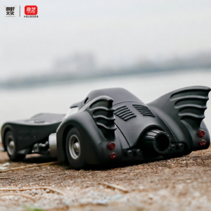 JUANNUO | Batman Car 1:18 Scale Alloy Model