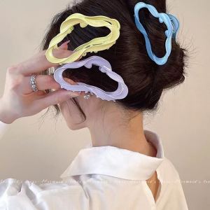 C.three Dopamine Cloud Hair Claw Clip Design Sense Fashion Shark Clip Exquisite High-end Hair Clip