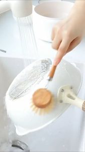 [ส่งไว จากไทย] Kokoro Home แปรงไม้ขัดด้ามยาว สำหรับล้างจาน ขัดครัว หม้อ กระทะ และทำความสะอาดอเนกประสงค์ ทนทานต่อการใช้งาน สะดวกและคุ้มค่า MB200