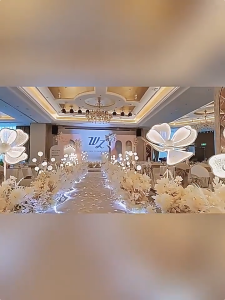 Romantic Glowing LED Flower Floor Lamp | Birthday Party Wedding Curb Decoration