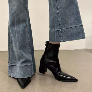 High Heel Short Boots Womens Chunky Heel Pointed Toe Zipper Back 2025 New Autumn Winter Versatile Black High-End Martin Boots