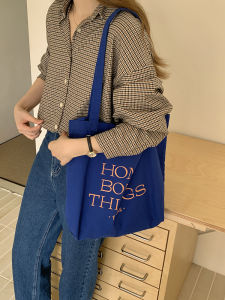 กระเป๋าผ้าใบลายตัวอักษรสีบล็อกสไตล์เกาหลีสำหรับผู้หญิง กระเป๋าสะพายไหล่แบบลำลอง ความจุขนาดใหญ่ กระเป๋าถือผ้าใบลายตัวอักษร