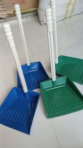 pengki sampah / serokan sampah / pengki pengki sampah plastik