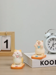 Cute Siamese Cat Phone Stand Creative Desk & Bedside Holder Lucky Cat Ornament