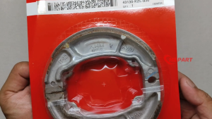 Kampas Rem Belakang Tromol Beat Carbu Beat Karbu Scoopy Carbu Spacy Carbu Beat Fi Beat Esp Beat Street Beat Duluxe Scoopy Fi Spacy Fi Vario 110 Carbu Vario 110 Fi Led Vario 150 Led Vario 125 Led Vario 125 Old Megapro Primus Monoshock Verza Tiger ORIGINAL