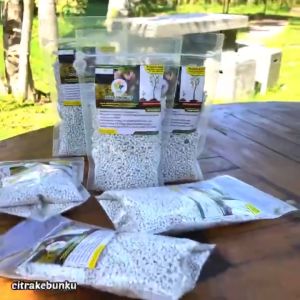 Pupuk GROW UP AGRO 250 gram - N 16% P 20% S 12% - Pupuk Pembesar Akar dan Batang Mempercepat Pertumbuhan