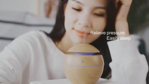 Air Humidifier Aroma 130 ml กะทัดรัด ควันเยอะ มีไฟ 7 สี LED ราคาถูกสุด