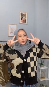 Diva Cardigan Rajut Wanita Oversize Jumbo / Atasan Wanita Lengan Panjang Korean style / Cardigan Rajut Jumbo Kancing / Knit Cardy Wanita Oversize