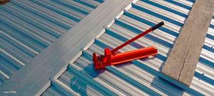 Alat Potong Seng Baja Ringan Type 760