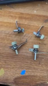 Đồng tiền Tăng Xông cắt chỉ 1 kim công nghiệp được sử dụng trong ngành may (giá 1 cái)