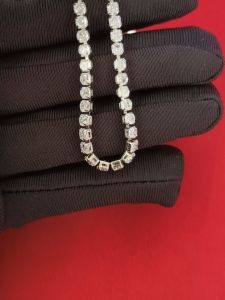 Diamcity (Free Gra Certificate) Ornamen Perak Kalung Moissanite 925