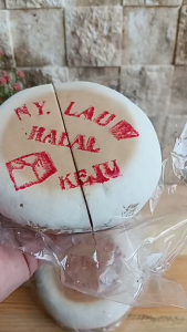 Kue Bulan Ny Lauw Asli Tong Cu Pia Mooncake Phia Kue Roda Halal Moon Cake Kue Bulan Ny. Lauw Rasa Coklat Duren Nanas Cempedak Jambu Biji Coklat Keju