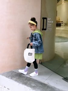 Binilin childrens sports shoes girls casual shoes cute cat pattern design soft girl anti slip sole Korean small white sports shoes