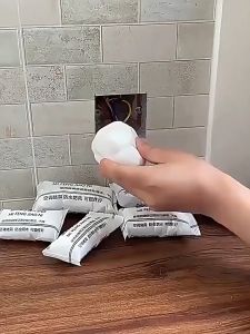 มีจำหน่าย 10 ปี 10 แพ็ค ดนน้ำมันอุดรอยรั่ว ซ่อมรอยแตก ปิดหลุมที่กำแพง ปั้นใช้ตามรูปทรงที่ต้องการพร้อมใช้งาน MFS01