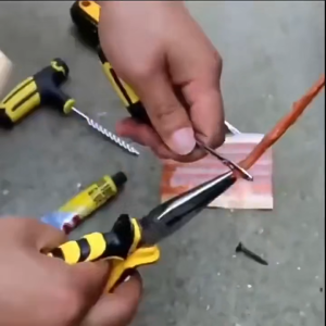 Bộ Dụng Cụ Vá Vỏ Xe Không Ruột Khẩn Cấp 21 Món – Dụng Cụ Vá Lốp Xe Máy Ô Tô Đầy Đủ Khi Đi Xa