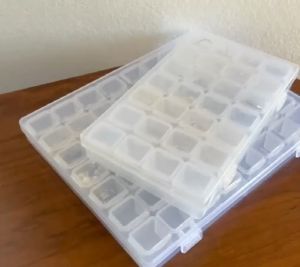 Box Tranparan isi 56 slot tempat penyimpanan manik manik dan tempat penyimpanan serbaguna