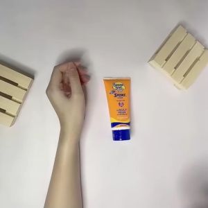 Banana Boat Sport Ultra Sunscreen Lotion SPF50 PA++++ (90 ml.) E131R