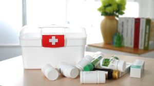 SK-C832 Kotak P3K First Aid Kotak Penyimpanan Obat Medicine Box Organizer / Kotak Obat Tool Box