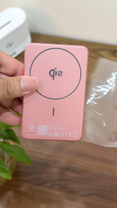 Sạc dự phòng không dây nhỏ gọn bỏ túi cho mọi chuyến đi -PISEN SleekVolt Qi2 20W 5000mA /10000mAh Power Bank (TP-D147/D148) thiết kế vỏ nhôm siêu mỏng an toàn không nóng máy - Hàng chính hãng bảo hành 24 tháng