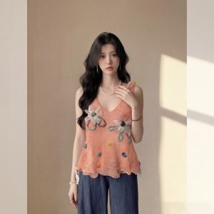 PAIBOLI | Large Size Summer Garden Style Hand-Sewn Flower Knit Spaghetti Strap Top
