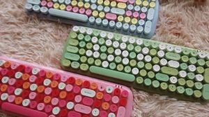 Bàn phím giả cơ không dây MOFII CANDY BT - Kết nối Bluetooth và ghi nhớ được 3 thiết bị - Tặng kèm Sticker + Cọ