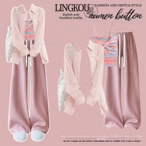 NUMEN BUTTON | Age-Reducing Stylish Womens Suit Pink