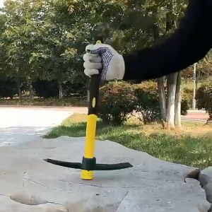 อีปิกขุดดิน จอบเล็กขุดดิน จอบ ไถมือ อีเตอร์ จอบอีเตอร์ จอบขุดดิน ขุดหิน รุ่น ผลิตจากเหล็กกล้า ให้ความคงทนแข็งแรงไม่แตกหัก อีเตอร์ขุดหิน