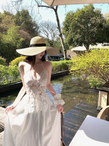White Lace Hollow out Neckline Strap Dress Holiday Style Set Beach Side Long Skirt Summer Tourist Womens Fashion Dress