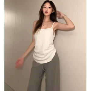 เสื้อกั๊กสายเดี่ยวสีขาวสำหรับผู้หญิง ทรงเข้ารูป ลำลอง ใส่ได้หลากหลาย ฤดูใบไม้ผลิ 2025 ชุดชั้นในสุดเซ็กซี่ ดีไซน์ใหม่