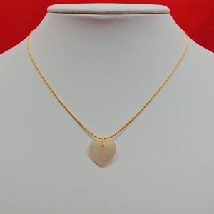 สร้อยคอทองพร้อมจี้หัวใจเปลือกหอย จี้ขนาด 1.4x1.3 cm ทำจากทองเหลือง ใส่ได้ทุกโอกาส ไม่ลอกไม่ดำ ใส่อาบน้ำได้ รูปถ่ายจากสินค้าจริง